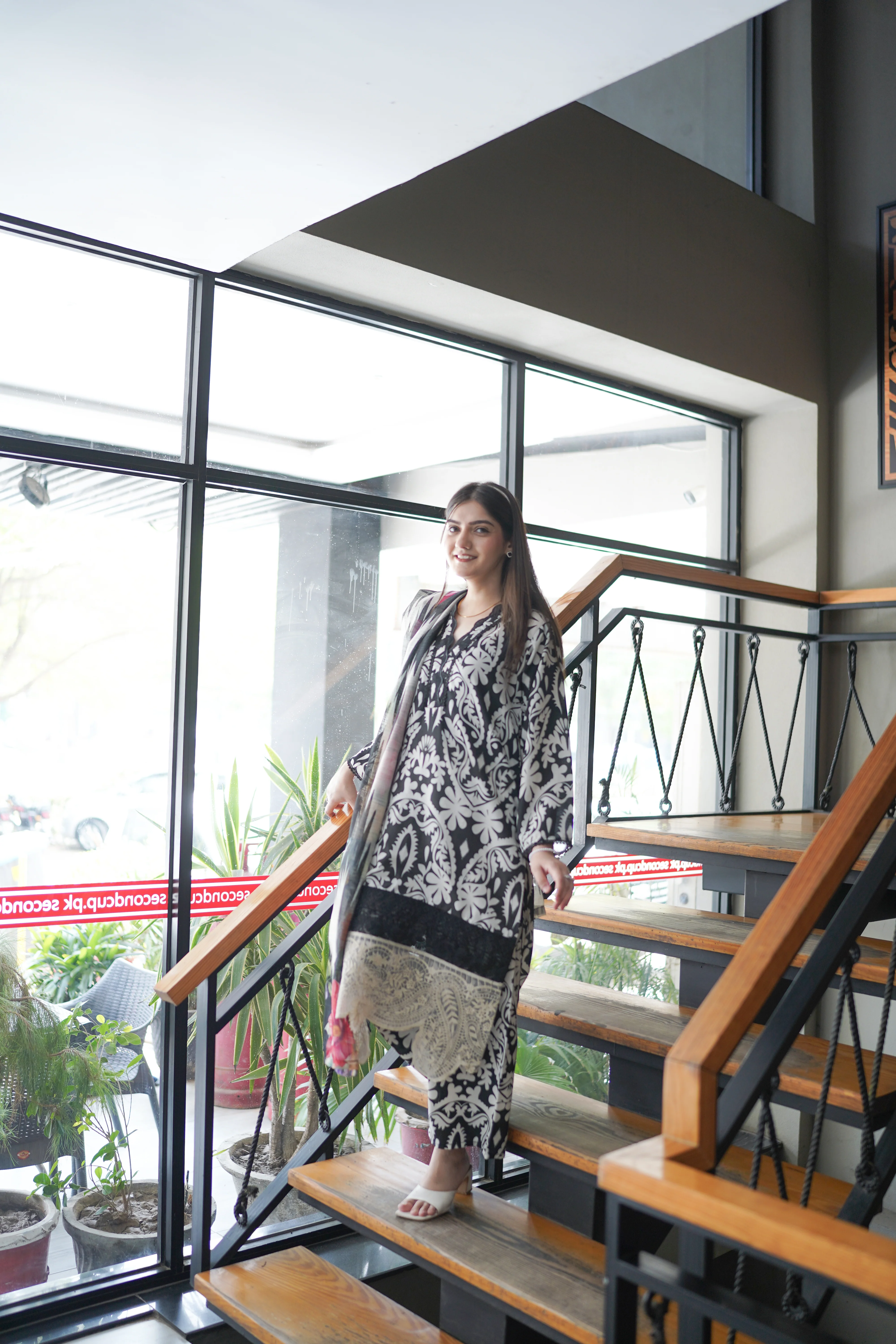 Arina 3pc - Image 9