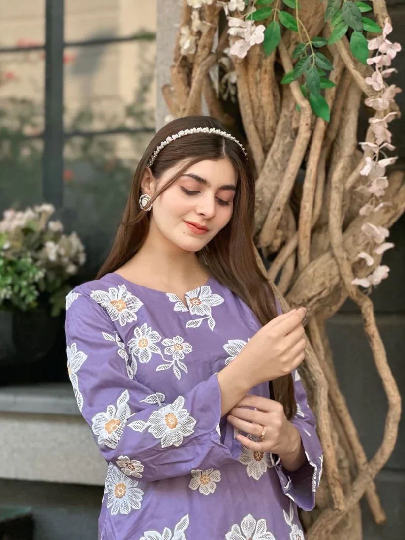 GULISTAN Embosed Trending 2PC - Image 21