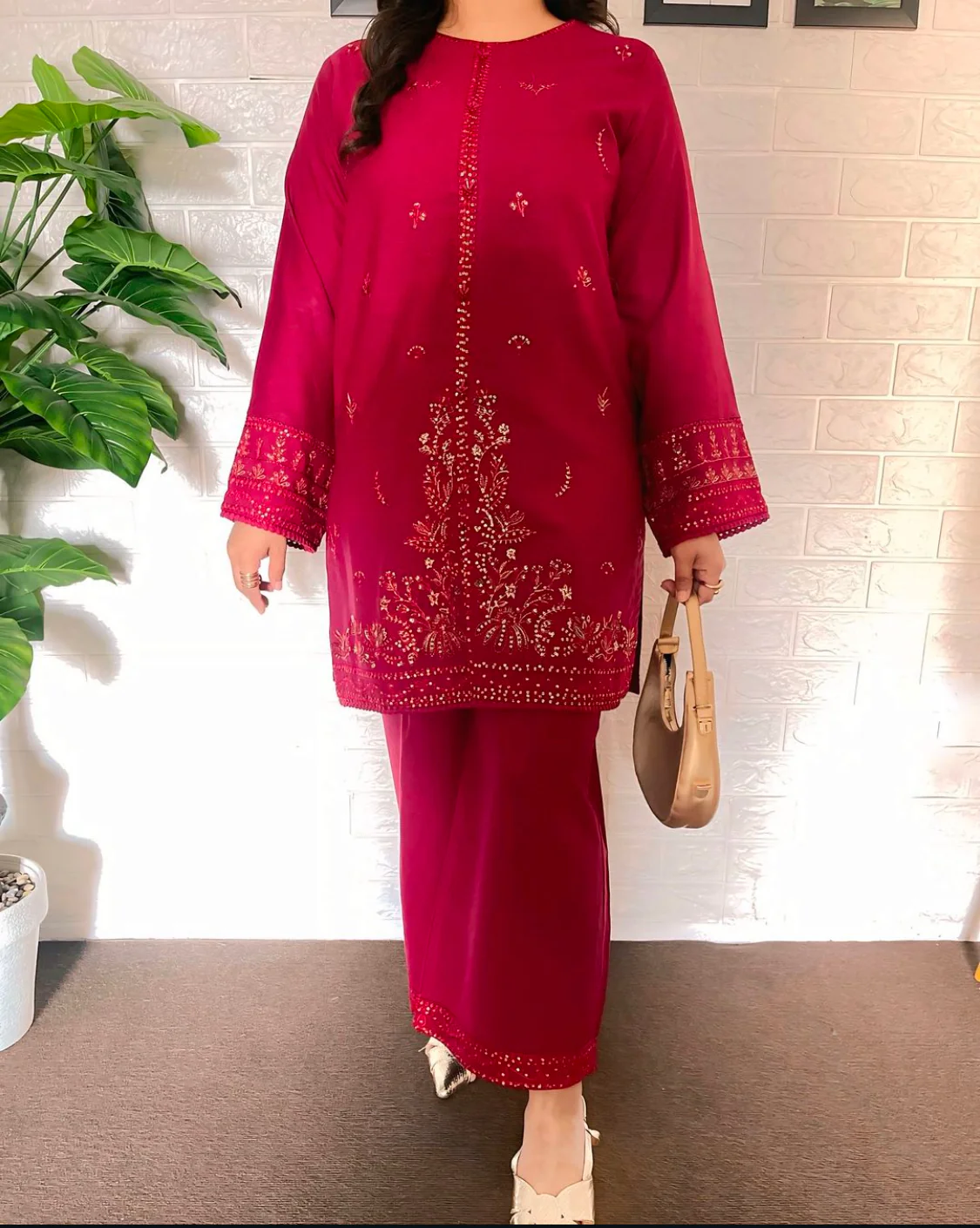 JENIFER EMBROIDED 2PC - Image 4