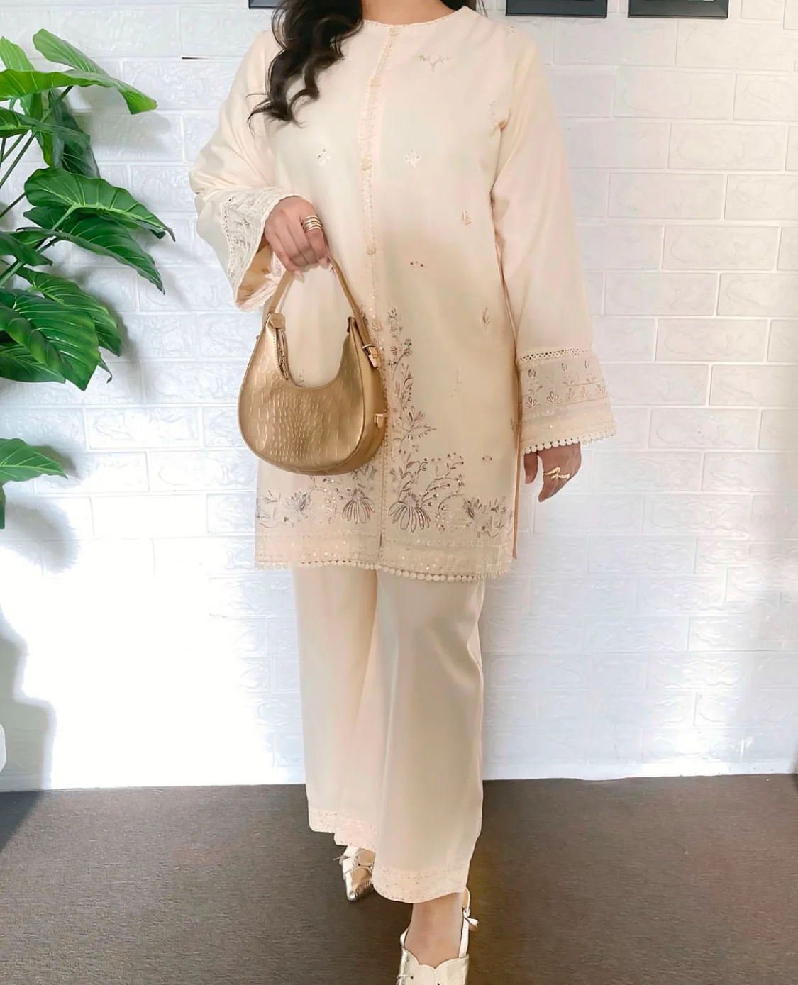 JENIFER EMBROIDED 2PC - Image 7