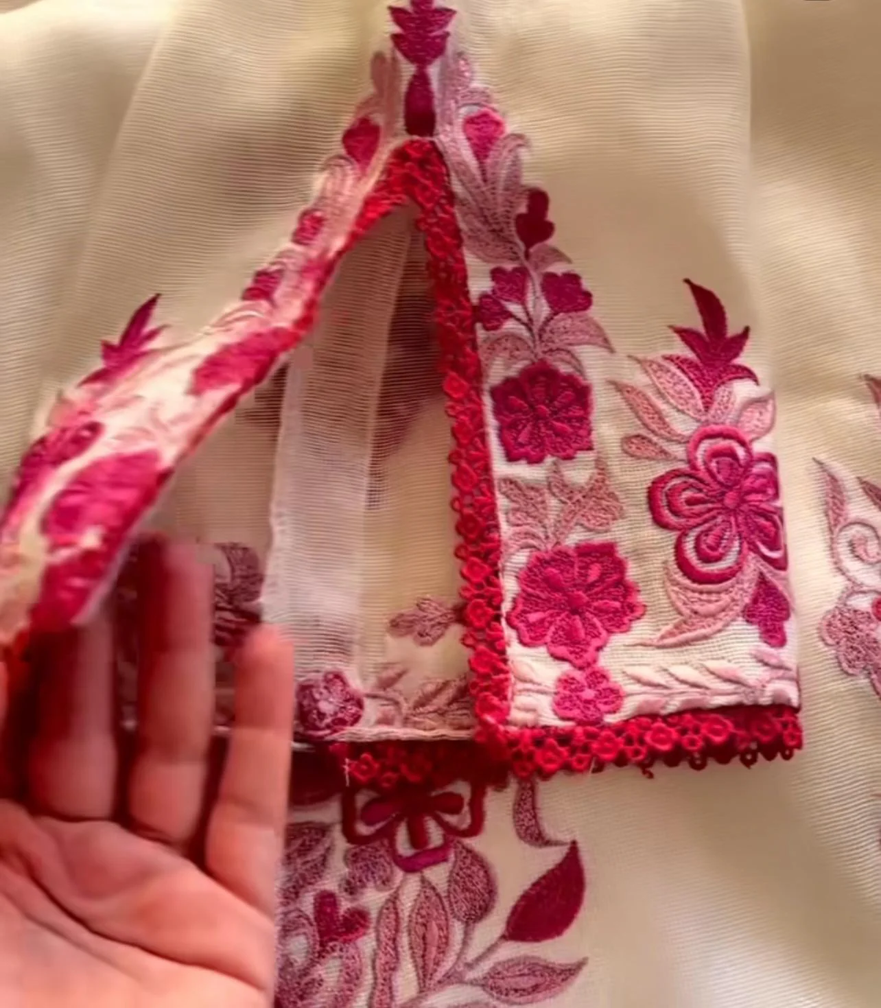 KHADDI NET STICHED 2PCS - Image 7