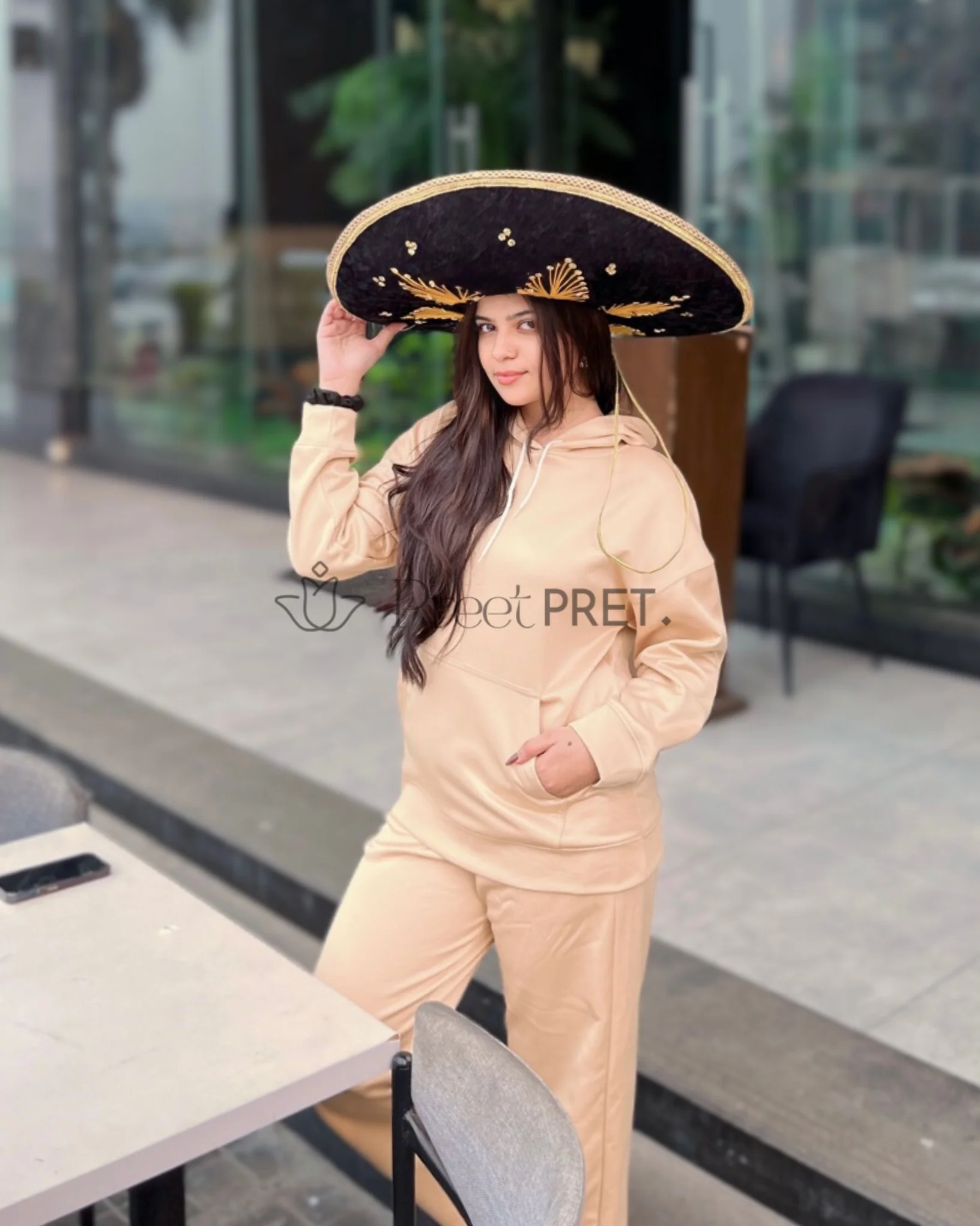 LAVISH Hoodie Track Suit - Image 4