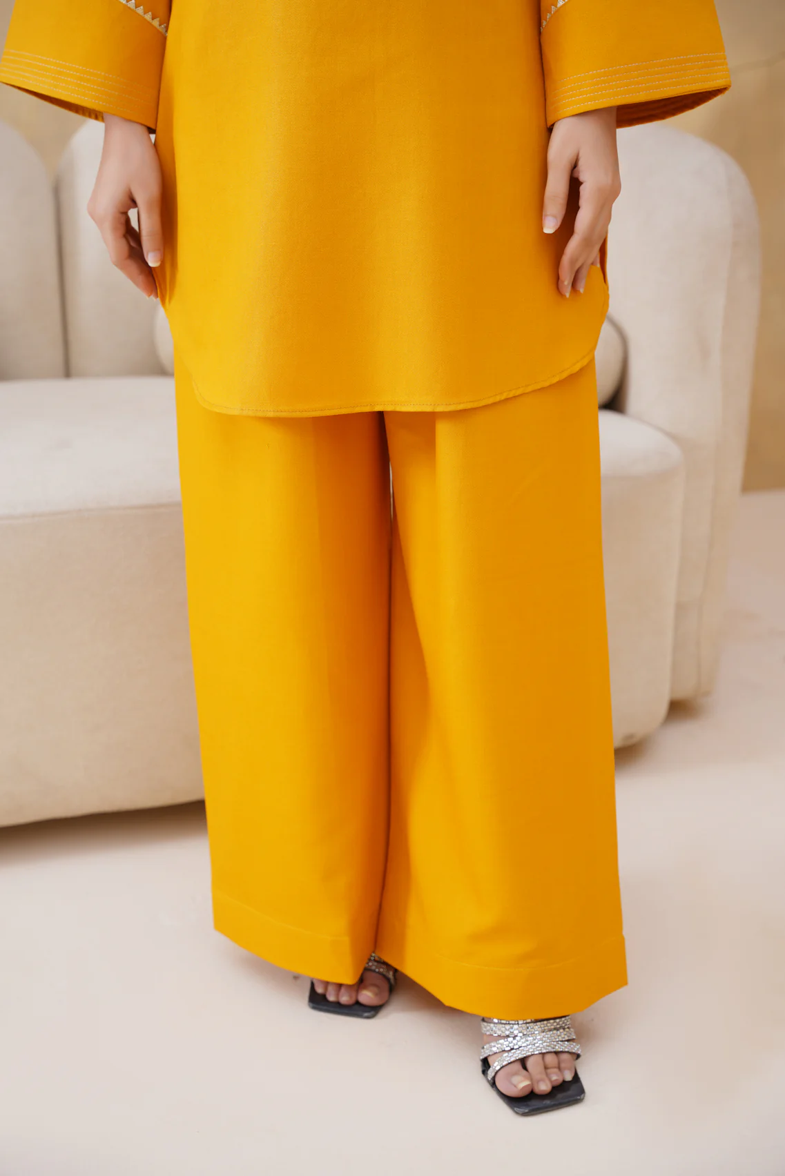 Lubna 2pc - Image 10
