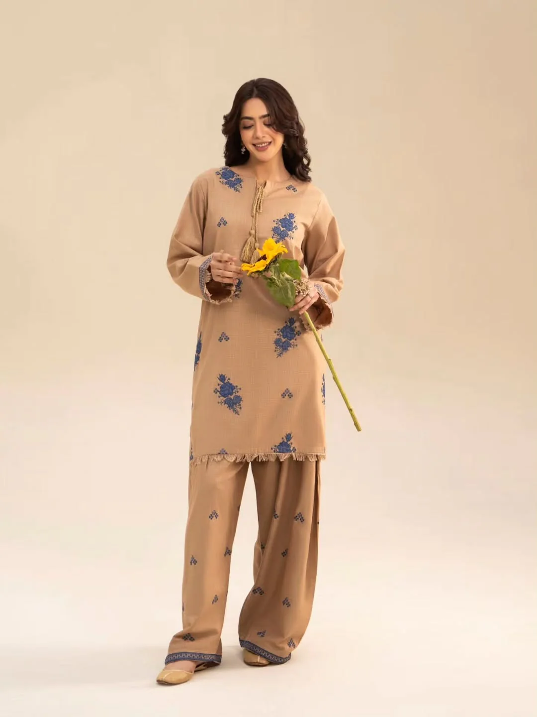 Neha 2pc